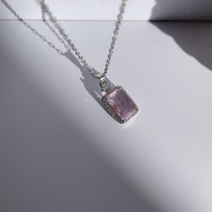 گردنبند دخترانه نگین صورتی