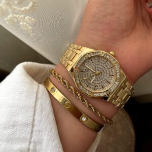 ساعت صفحه نگین GUCCI