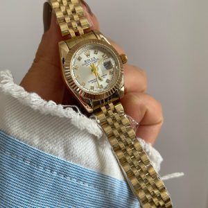 ساعت مچی زنانه رولکس طلائی مدل Datejust با صفحه صدفی نگین‌دار
